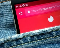 vedere profili tinder senza iscrizione